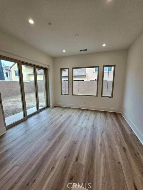 Building Photo - 115 Bozeman