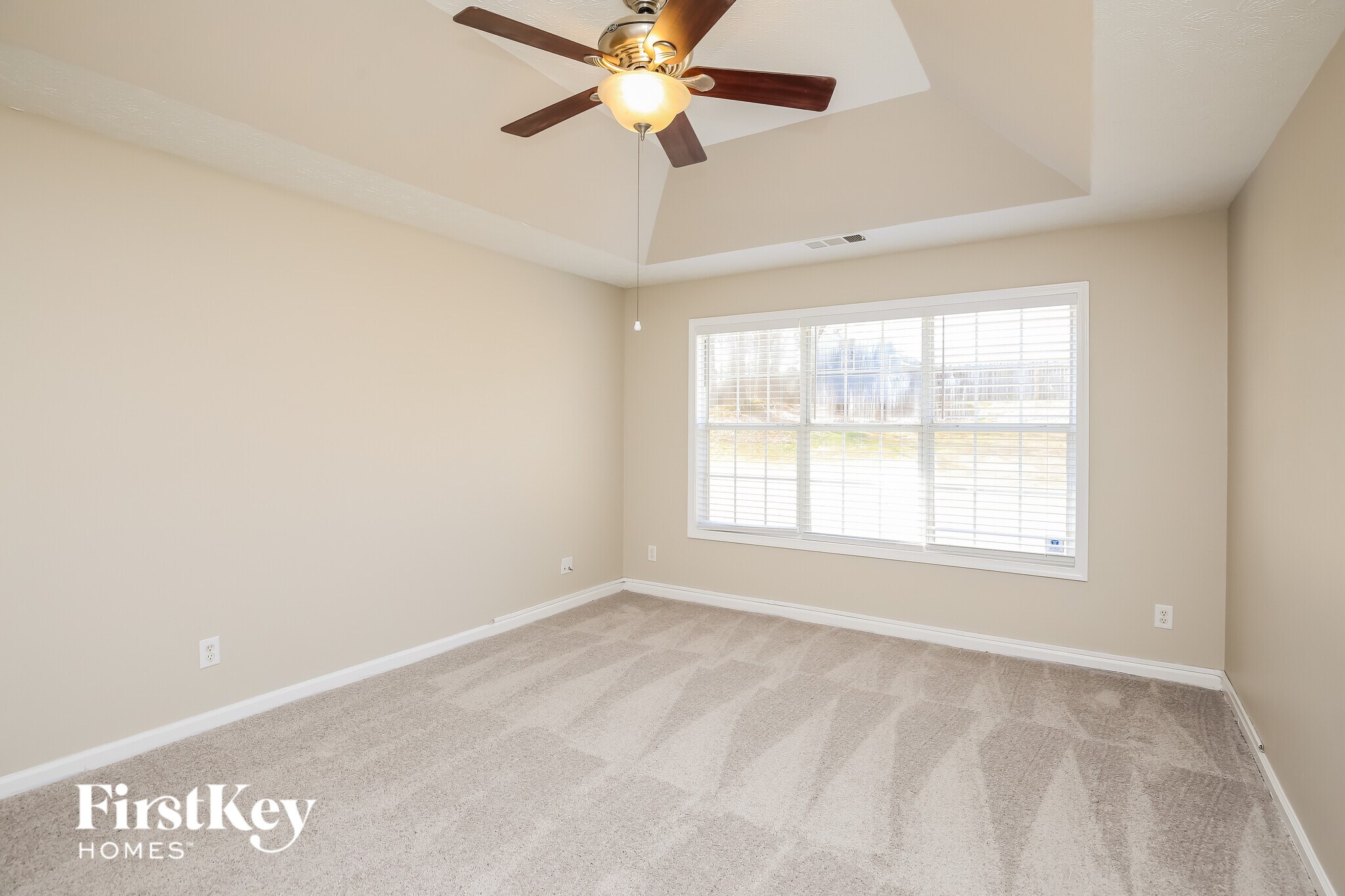 Building Photo - 1510 Smoke Hill Dr NE