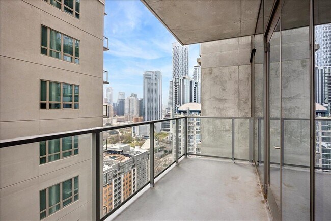 Building Photo - 44 East Ave