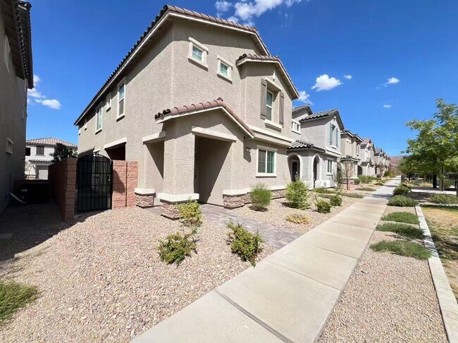 Building Photo - 1347 Graphite Ave