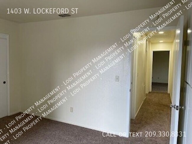 Building Photo - 1403 W Lockeford St