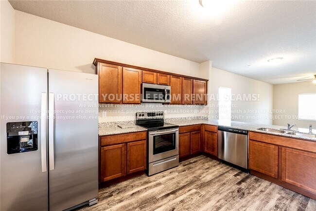 Building Photo - 4679 W Fairbanks Way