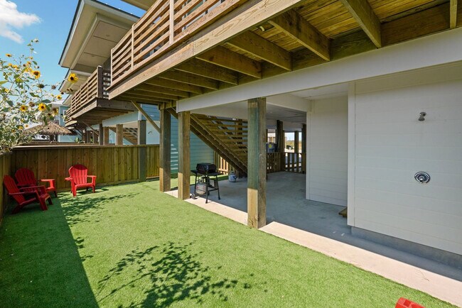 Building Photo - 5497 TX-361