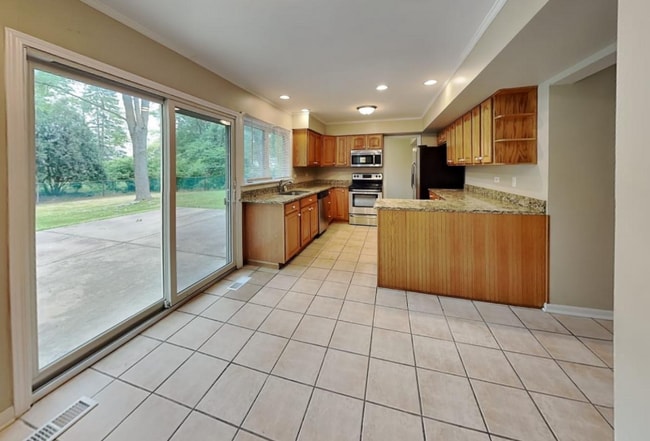 Building Photo - 4159 #12thTimberlane Dr