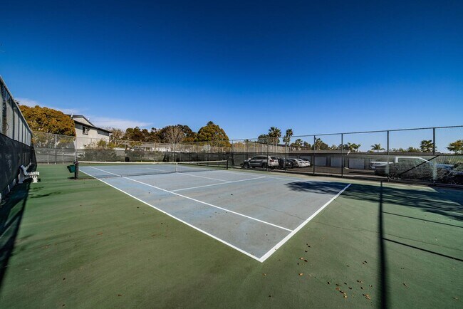 Building Photo - Bright 3BD/2BA Upper Condo in Oceanside with Balcony, Community Pool & Tennis Courts