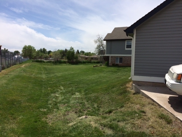 Building Photo - Awesome 4 Bedroom 2 Bath Townhome - Bike t...