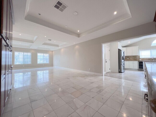Building Photo - NEW AC - Bright & Spacious Single-Family Home with Pool