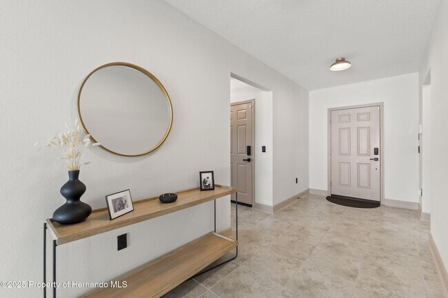 Building Photo - 12948 Conquistador Loop