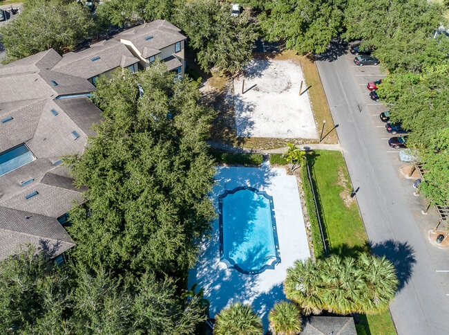Building Photo - 8516 Island Breeze Ln
