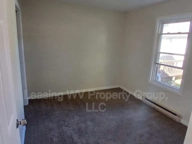 Building Photo - 2704 Creamery St