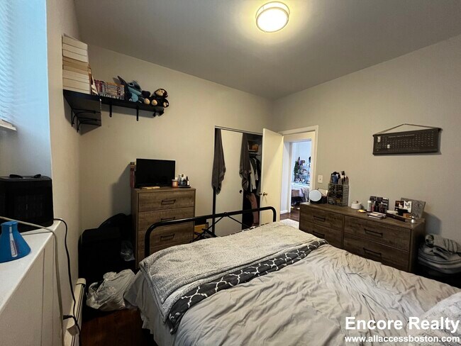 Building Photo - 29 Littell Rd