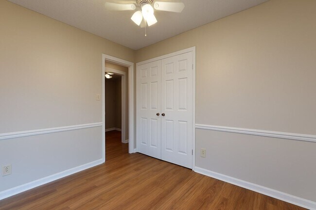 Building Photo - 1806 Heatherton Dr