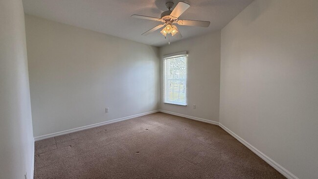 Building Photo - 515 South Valencia Cir SW
