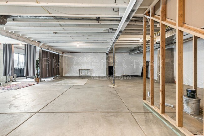 Building Photo - 24246 E Ohio Dr