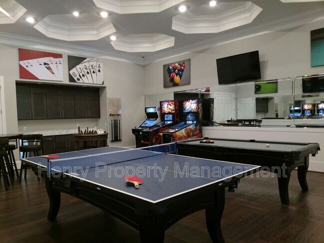 Building Photo - 858 Patriot Summit Lane