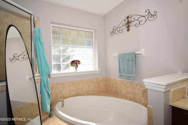 Building Photo - 3055 Covenant Cove Dr