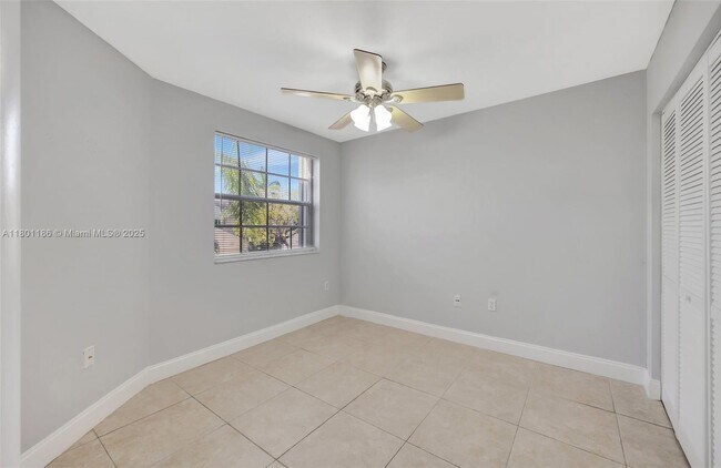 Building Photo - 11845 SW 99th St