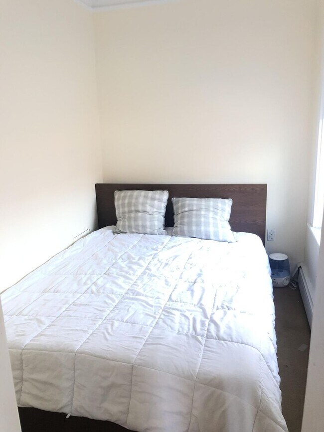 Building Photo - 1bed in Back Bay No broker fee!