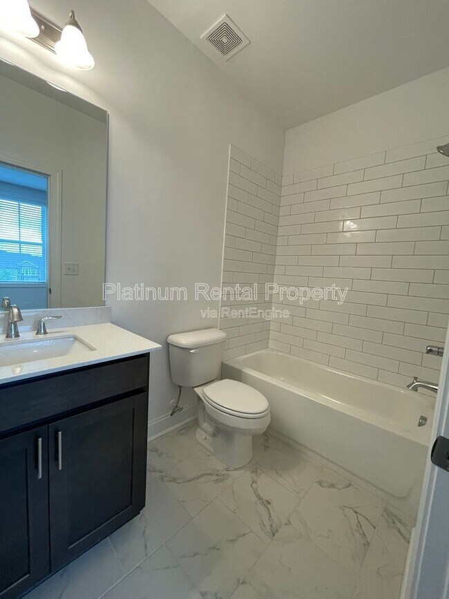 Building Photo - 5221 Riden Ct