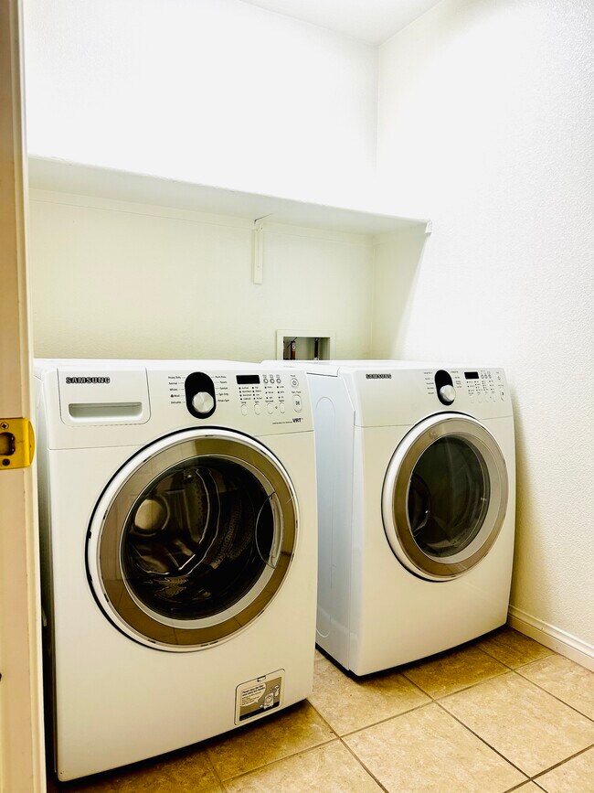 Building Photo - 11583 Rossovino St