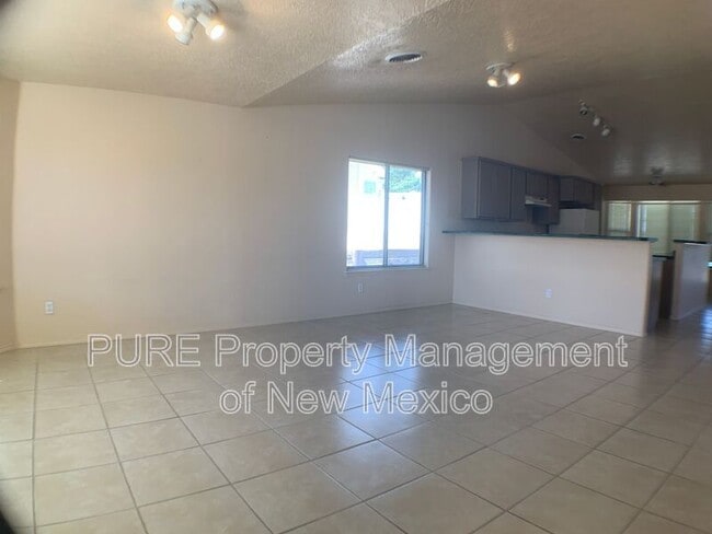 Building Photo - 4108 Abbey Rd