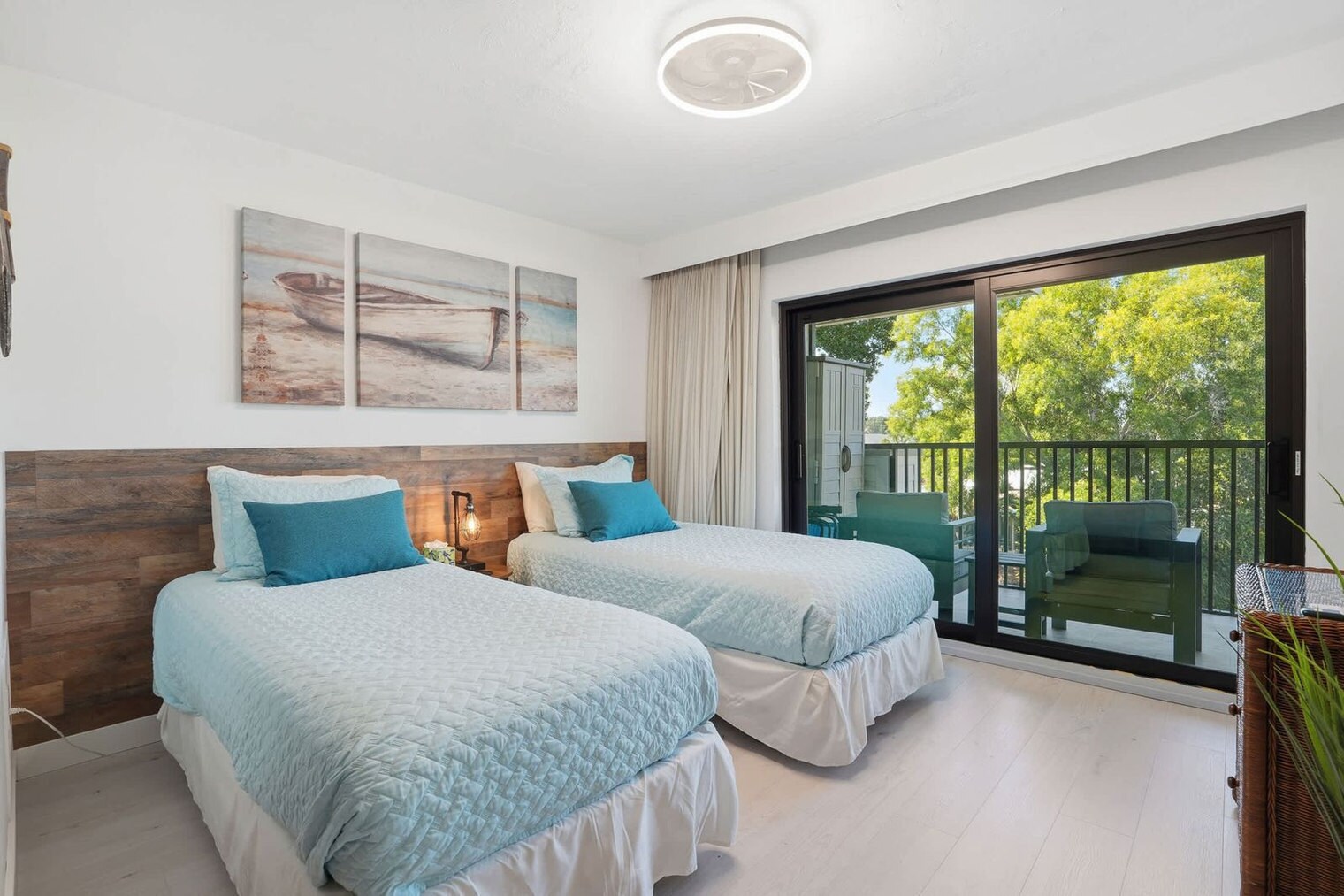 Building Photo - 600 Neapolitan Way