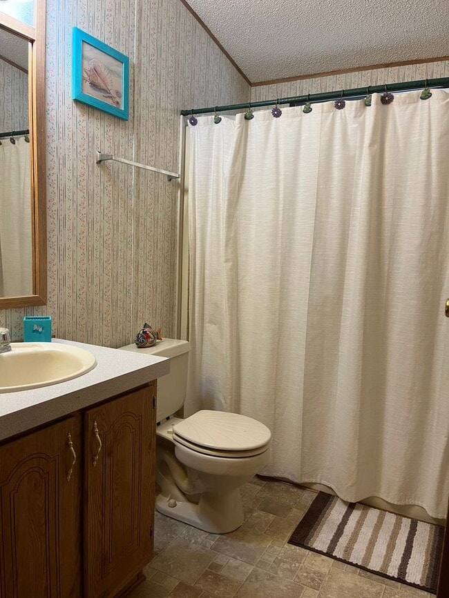Building Photo - 807 Stahlman Dr