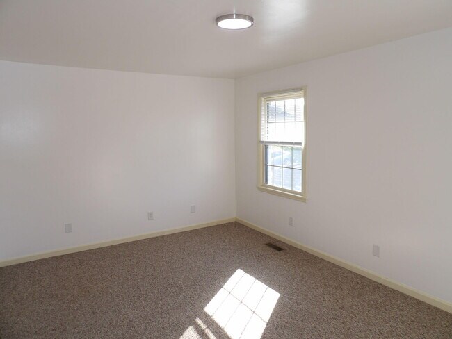 Building Photo - 144 Tupelo Trail