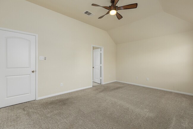 Building Photo - 17811 Wooded Bend Path