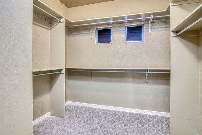 Building Photo - Beautiful Corner lot House