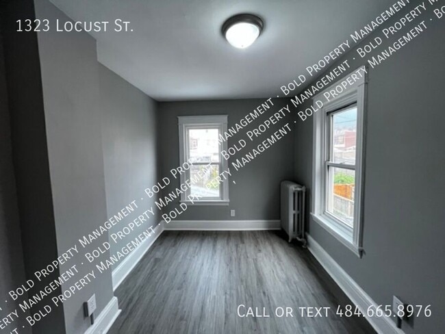 Building Photo - 1323 Locust St
