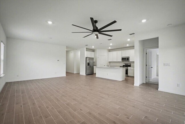 Building Photo - Brand-New Home for Rent in Beautiful Granary Park