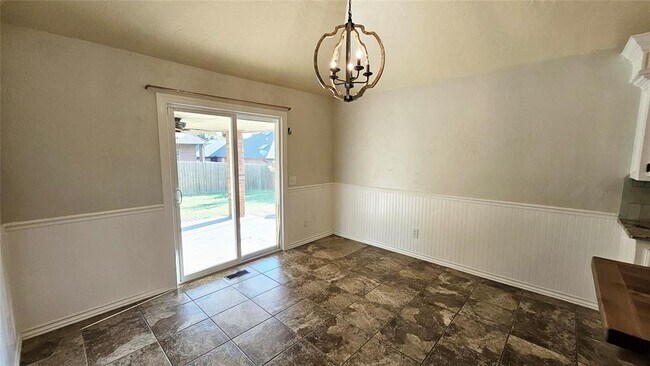 Building Photo - 4017 Eaton Pl
