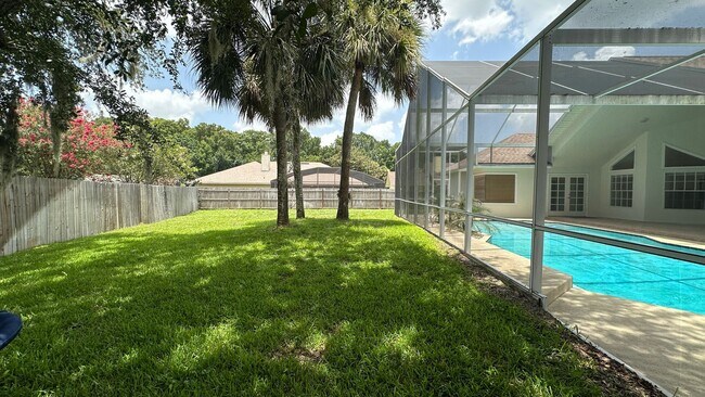 Building Photo - 935 Shriver Cir
