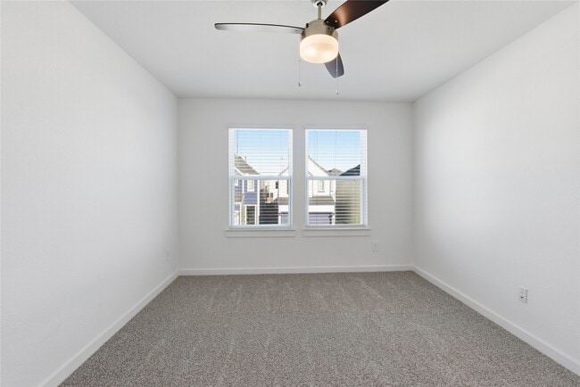 Building Photo - 3022 La Latina Dr