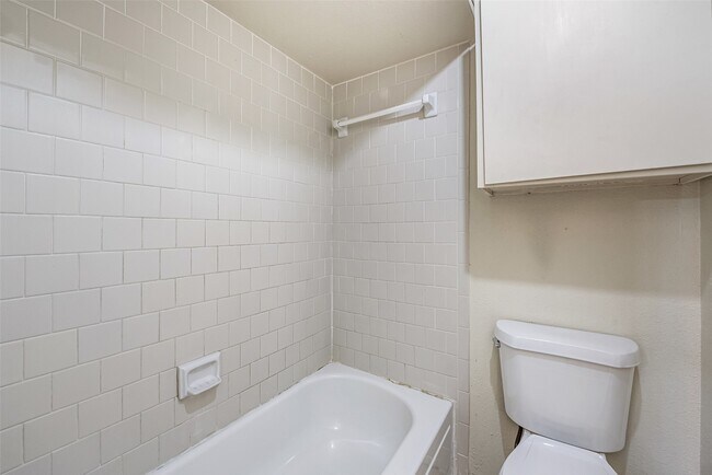 Building Photo - 6633 W Airport Blvd