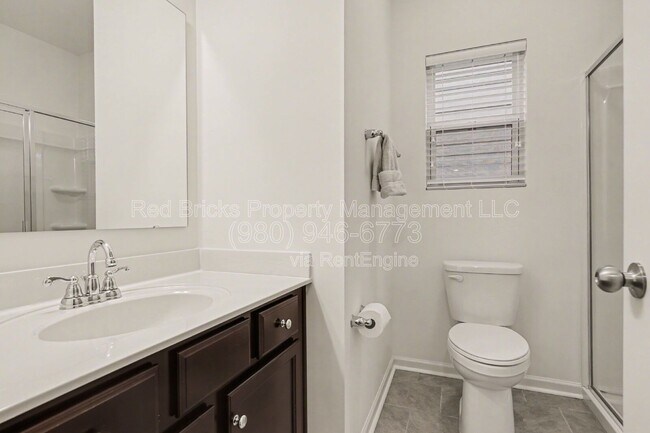 Building Photo - 162 Aspire Cir