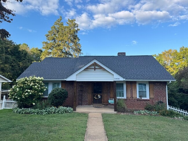 Primary Photo - 5408 Villa Rd
