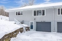 Building Photo - 1090 Stolle Rd