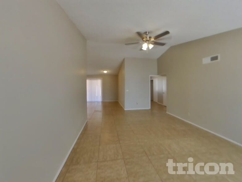 Building Photo - 8519 N 55th Ave