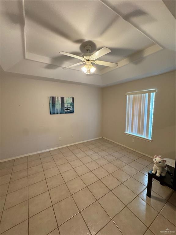 Building Photo - 7 W Prosperity Dr