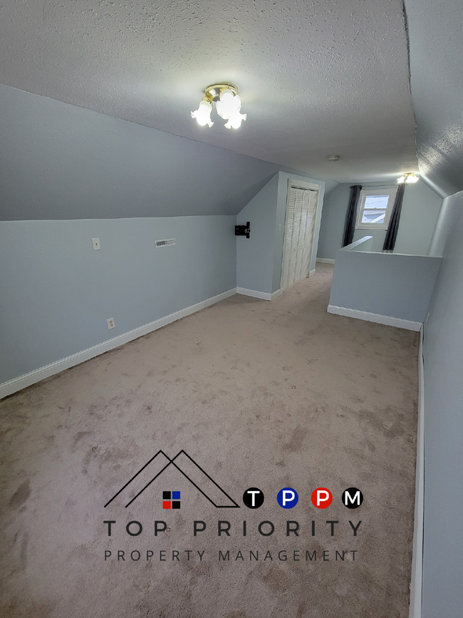 Building Photo - 3 Bedroom 1 Bathroom | Single Family Home ...