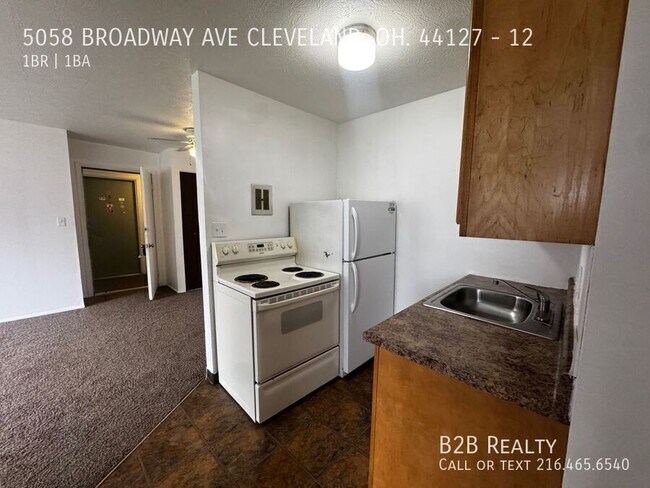 Building Photo - 5058 Broadway Ave