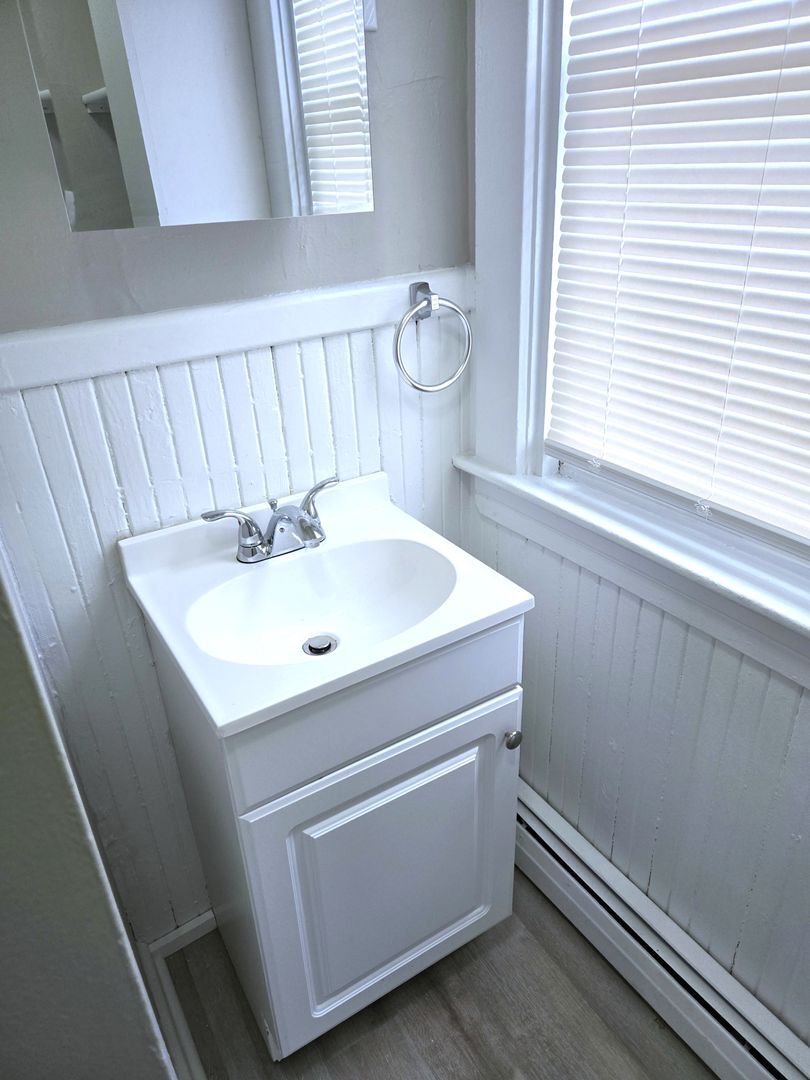 Building Photo - 552-554 Union Avenue