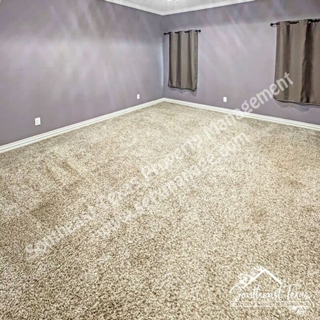 Building Photo - 2424 Ave C