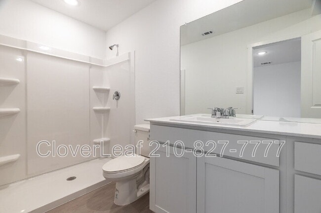 Building Photo - 8523 Loska Grn