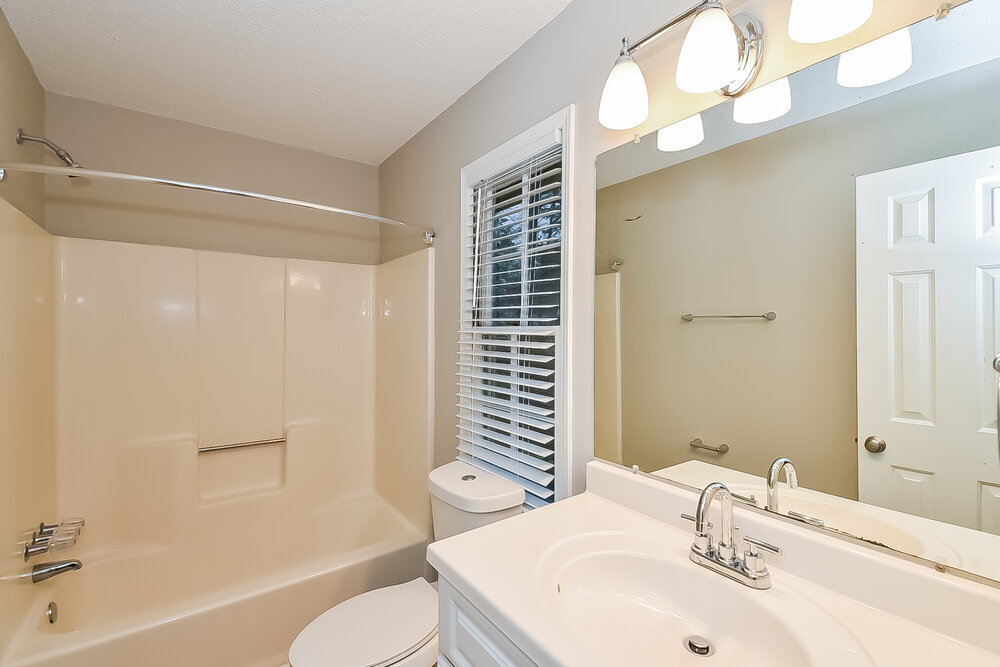 Building Photo - 2466 Zachary Woods Dr NW