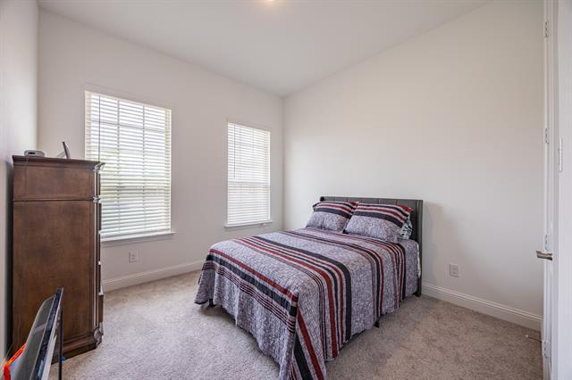 Building Photo - 2318 Sheppards Ln