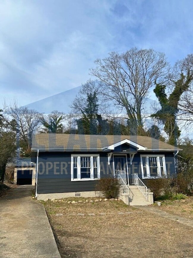 Building Photo - Beautifully Remodeled 3 Bedroom / 2 Bath Home in Chattanooga