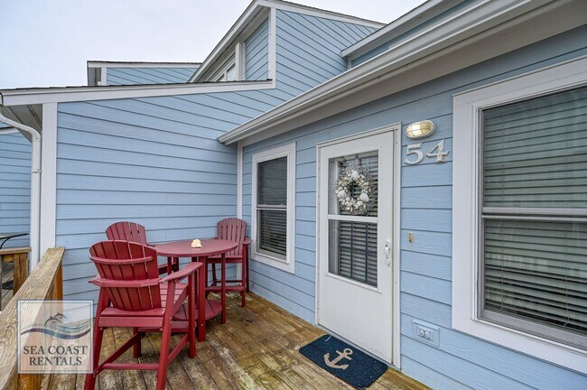 Building Photo - FULLY FURNISHED OFF-SEASON MONTHLY RENTAL - AVAILABLE TO START NOV 10TH